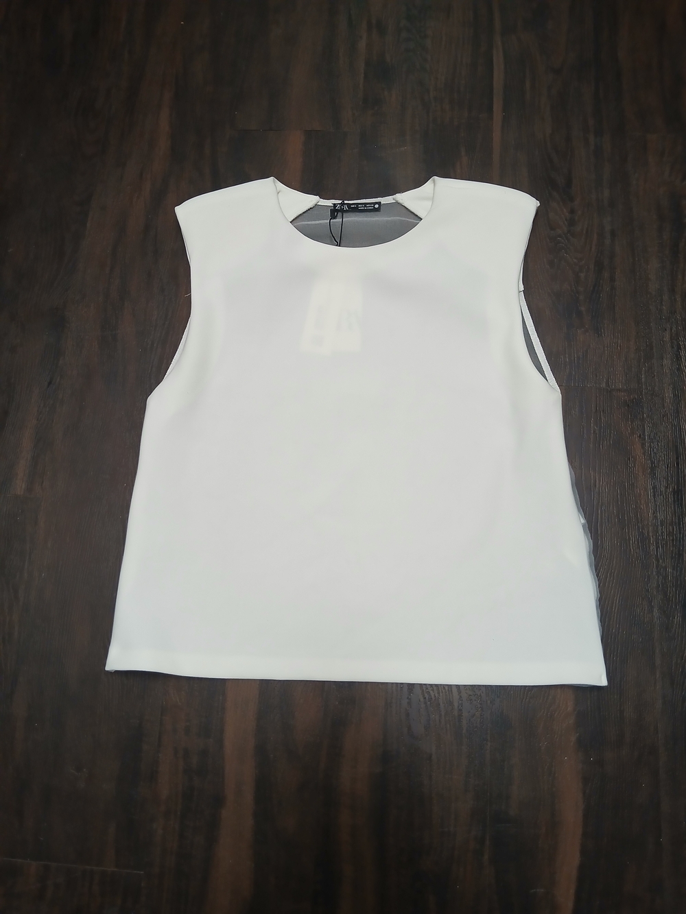 Zara Off-White Sleeveless Round-Neck Tank